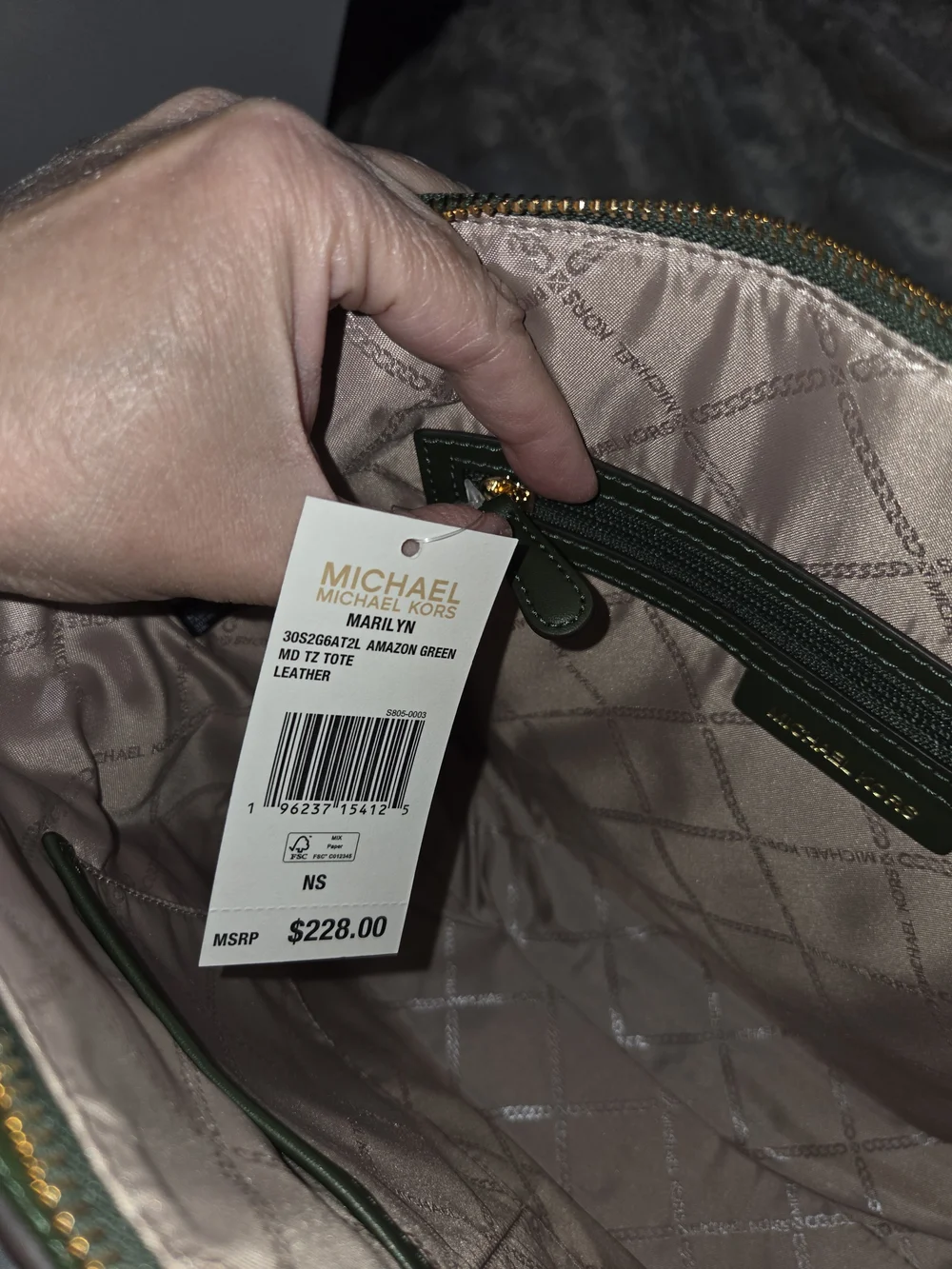 NWT - Michael Kors Marilyn Medium Saffiano Leather Tote with Gold Charm - Picture 15 of 16